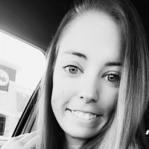 Meet your Posher, Ashlee